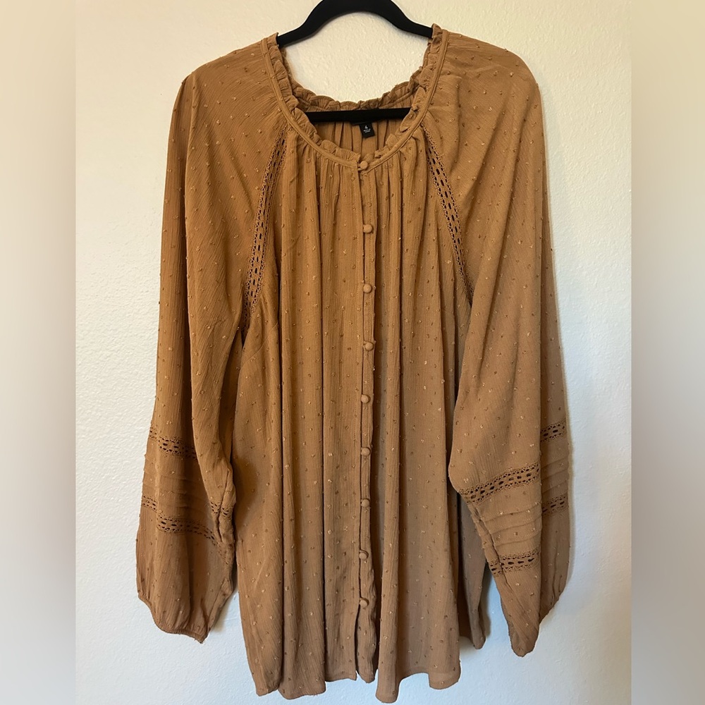 Torrid Washable Gauze Lace Insert Top